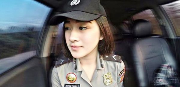 polisi wanita