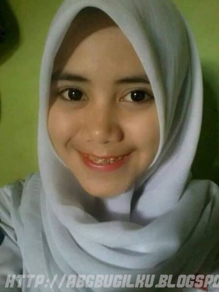 model wanita berhijab