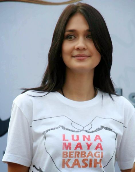 luna maya ngentot