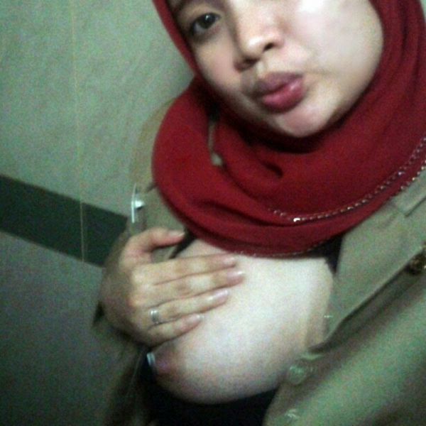 jilbab bugil ssi