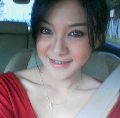 wanita bugil indonesia