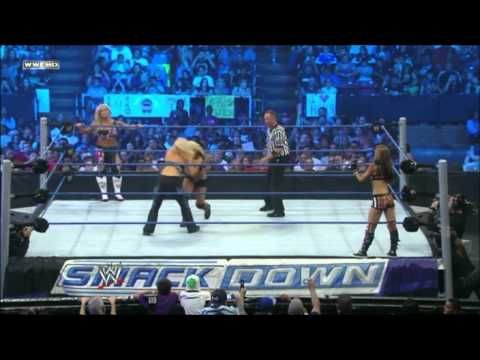 beth phoenix signature move