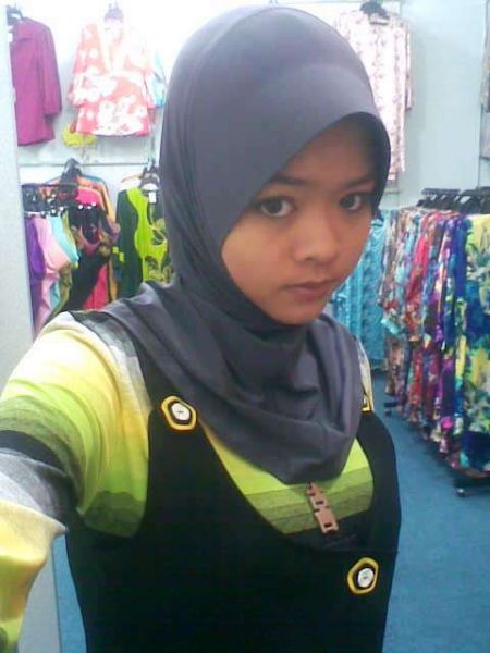 jilbab bugil tobrut