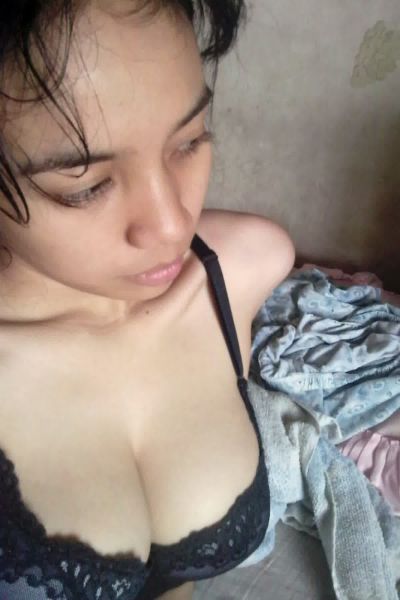 cewek hot toge