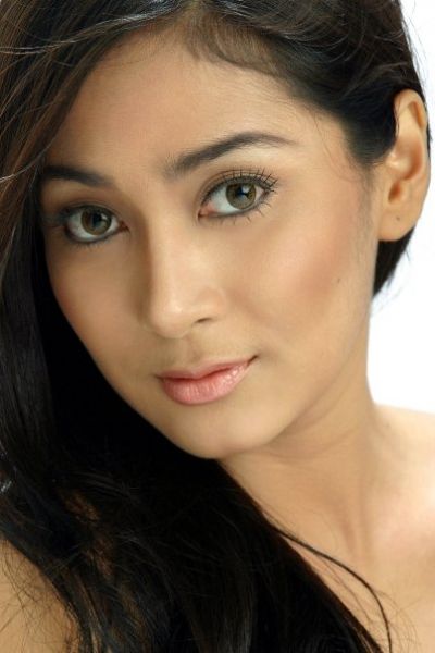 artis kareena kapoor bugil