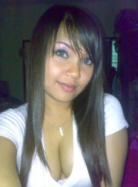 perempuan cantik bugil