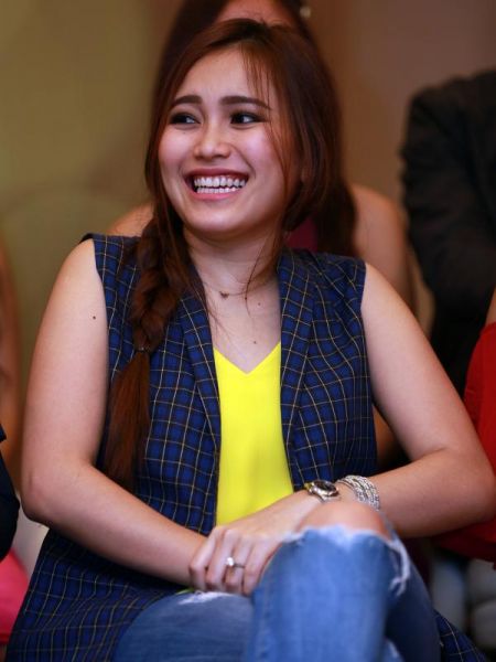 gambar ayu ting ting