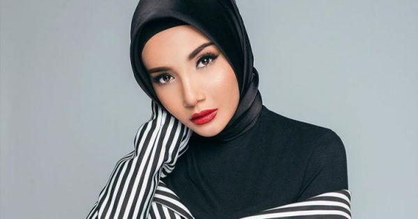 zaskia gotik tanpa make up