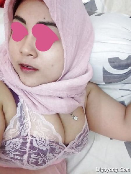 jilbab montok