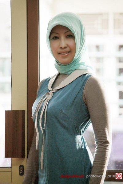 jilbab cantik mancung