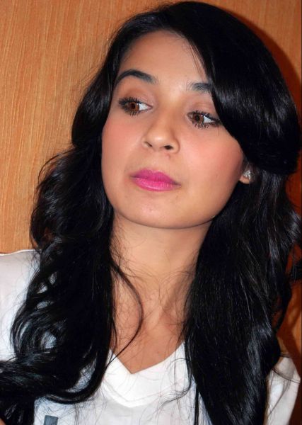 shireen sungkar penjaga hati