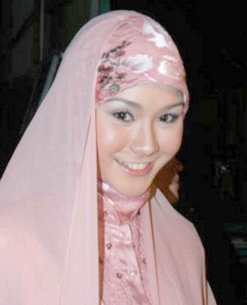 fashion zaskia sungkar