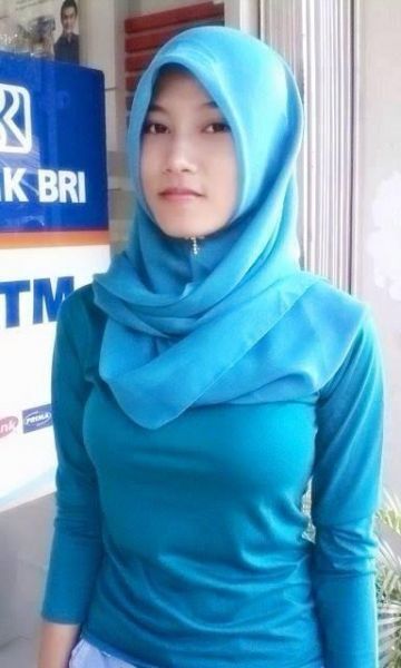 jilbab toket gede indonesia