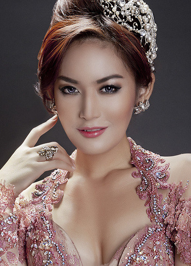 poto bugil sandra dewi