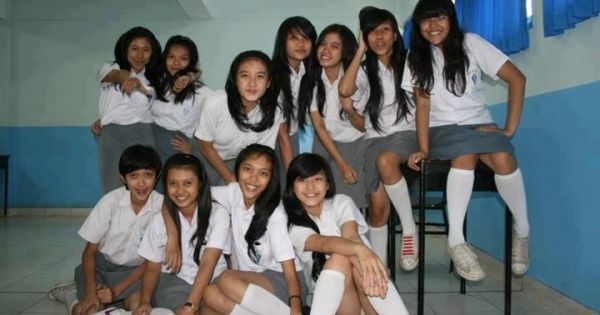 wanita sma