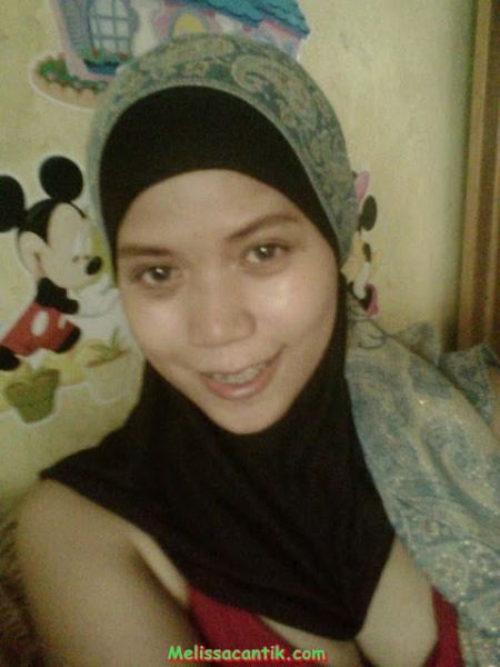 abg jilbab bugil di kamar