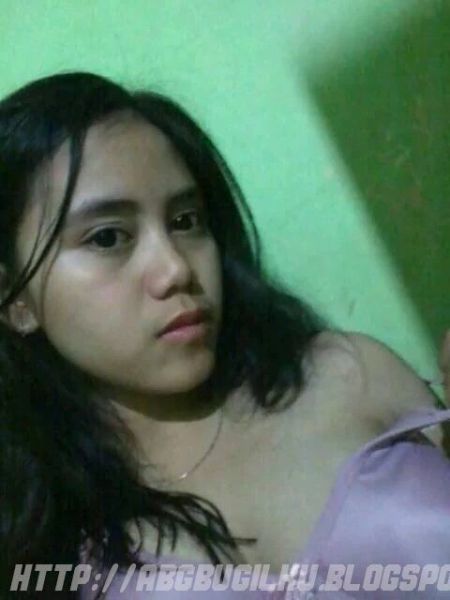 poto janda2 pamer memek tembem nya