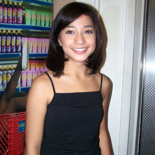 syahrini bugil