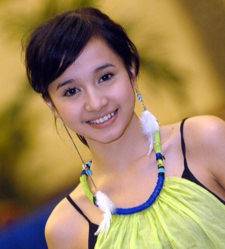 artis cantik indo